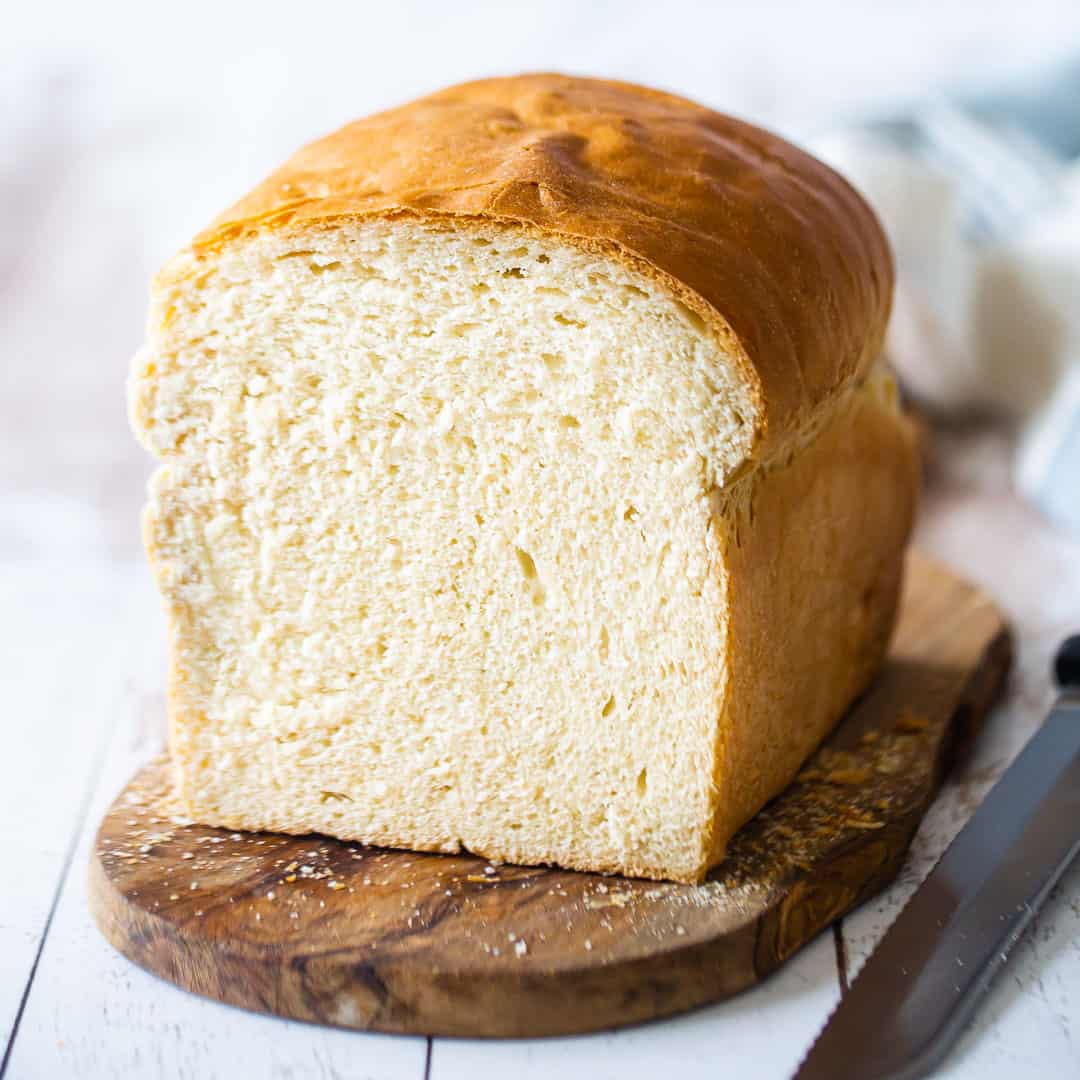 SOFT WHITE SANDWICH BREAD